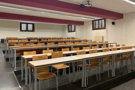 An empty lecture hall (Courtesy of the University of Lleida)
